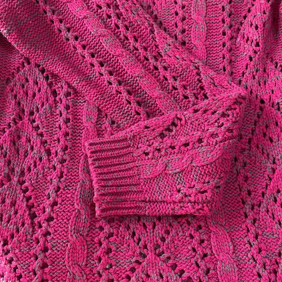 FANG Women’s Small Open Cable Knit Acrylic Vibrant Pink Sweater - Picture 7 of 7